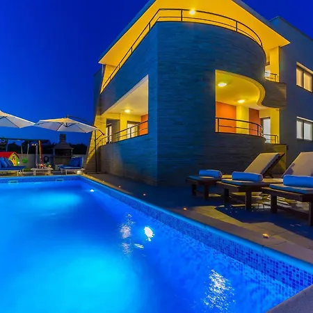 Ferienhaus Stunning In *