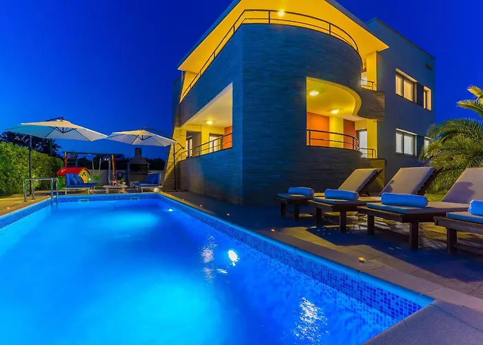 Holiday home Stunning Home In Zaton *